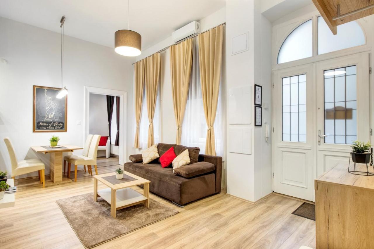Standard Apartment By Hi5 - Weiner Leo Budapest Esterno foto