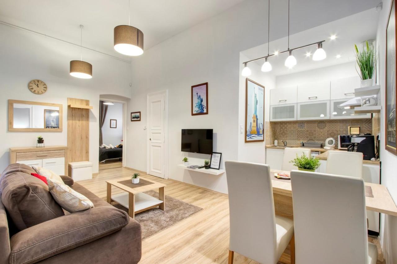 Standard Apartment By Hi5 - Weiner Leo Budapest Esterno foto